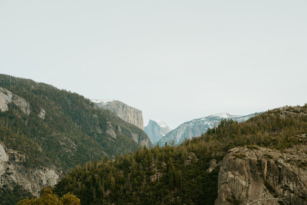 Yosemite wedding photographer captures scenery in Yosemite National Park with mountains and peaks