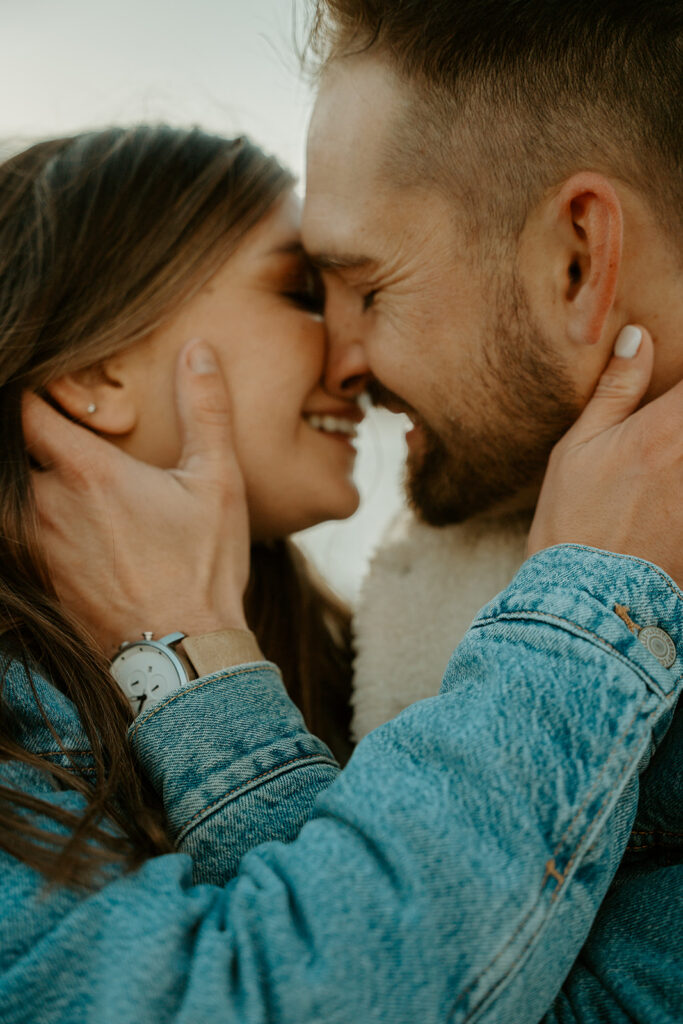 Reno Wedding Photographer captures couple kissing